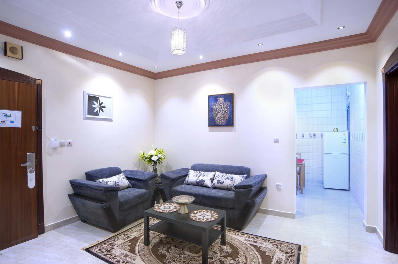 Al Ezzah Palace Hotel Suites Dschidda Exterior foto