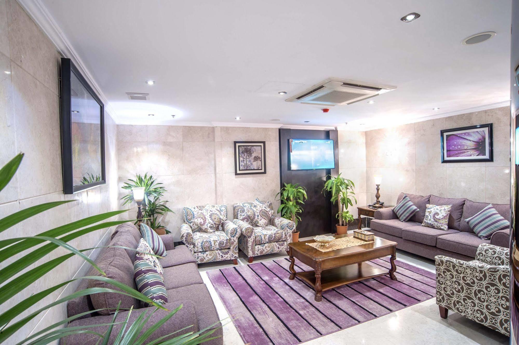 Al Ezzah Palace Hotel Suites Dschidda Exterior foto